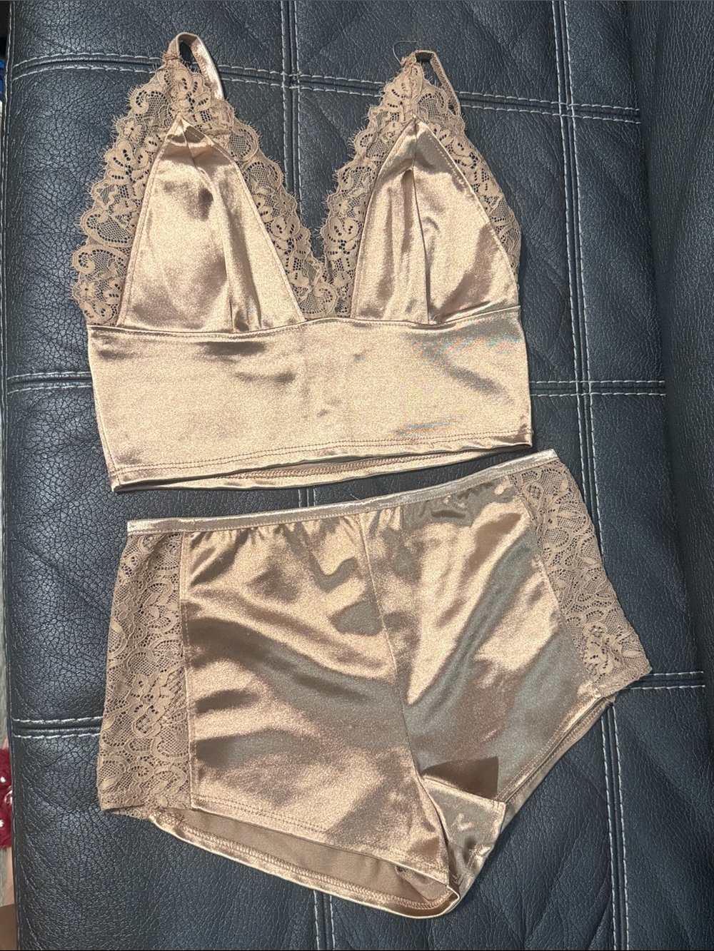 Bralette and Shorts Set - bozzolo